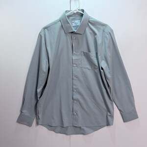 &Collar Athletic Performance Dress Shirt, Size Medium